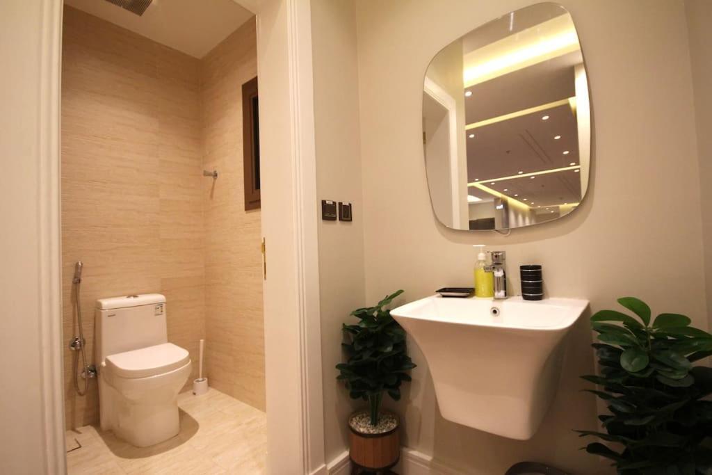 ارضية واسعة Spacious Ground Floor Apartment